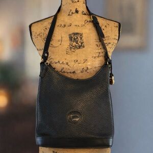 Dooney & Bourke Vintage 90s Y2K Black Pebbled Leather Shoulder Bag